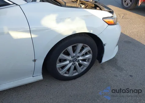 2018 Toyota Camry Le from USA, damaged, VIN 4T1B11HK3JU530843